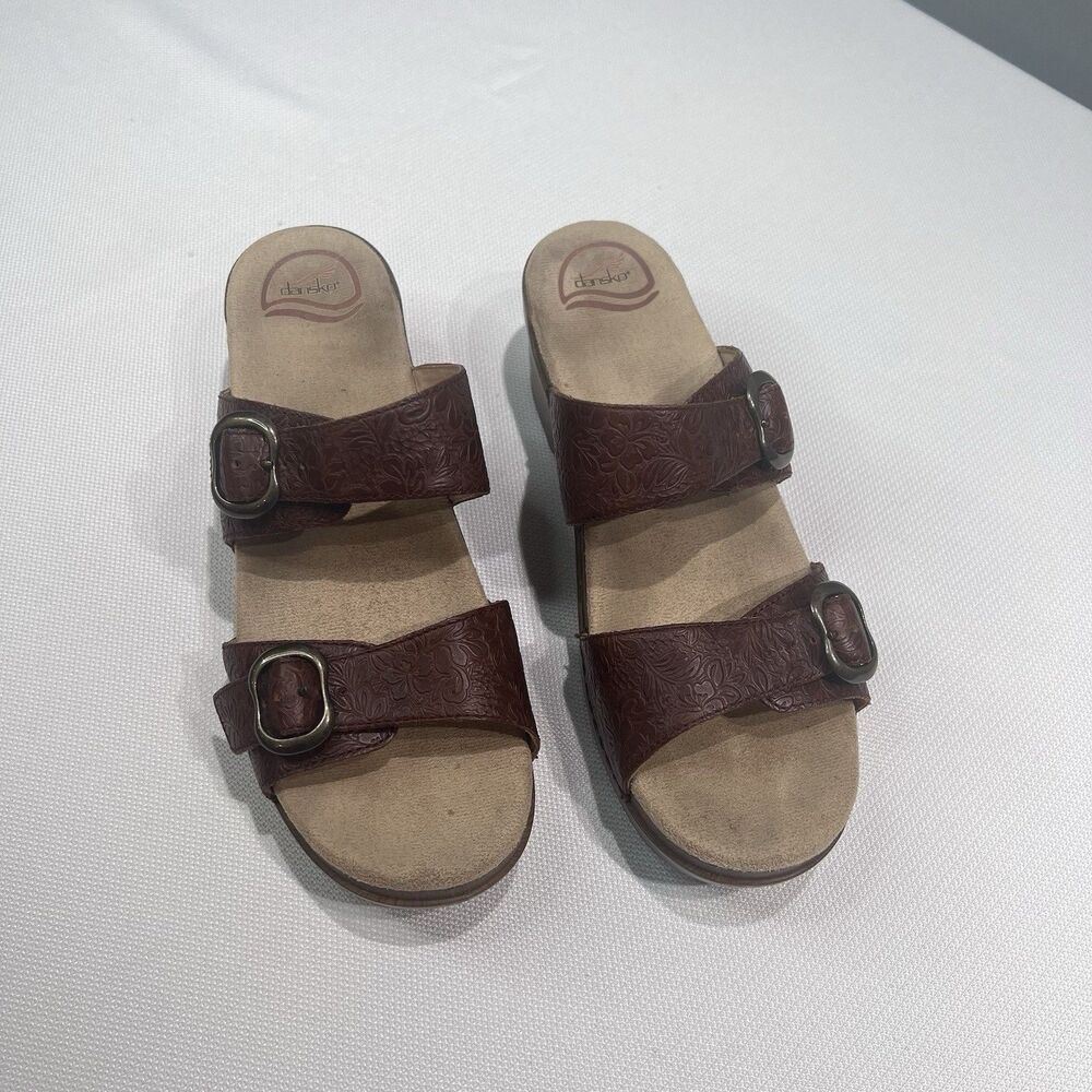 Dansko Sophie Sandals Sz 41 US 10.5-11 Brown Leather Floral Embossed Buckles